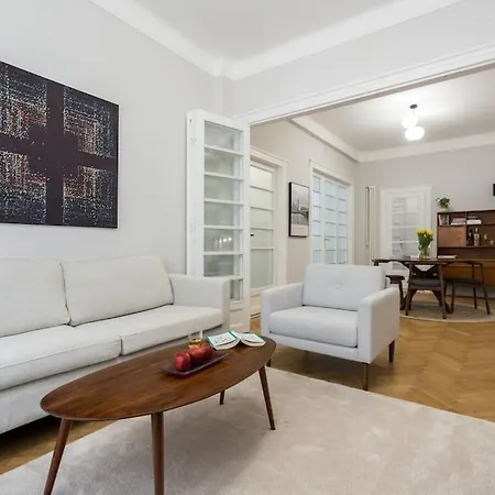Exquisite Art Deco 2br Prime Location * Bucarest