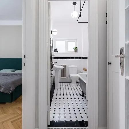 Exquisite Art Deco 2br Prime Location * Bucharest