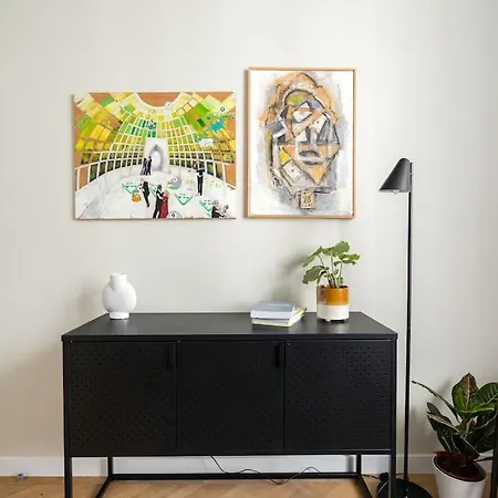 Exquisite Art Deco 2br Prime Location * Bucharest