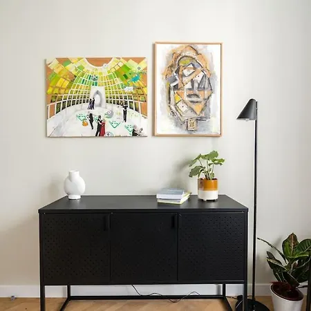 Exquisite Art Deco 2br Prime Location * ブカレスト