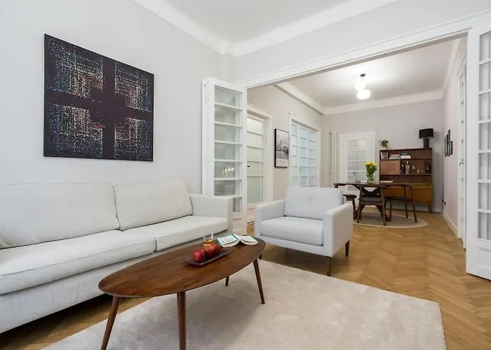 Exquisite Art Deco 2br Prime Location * ブカレスト