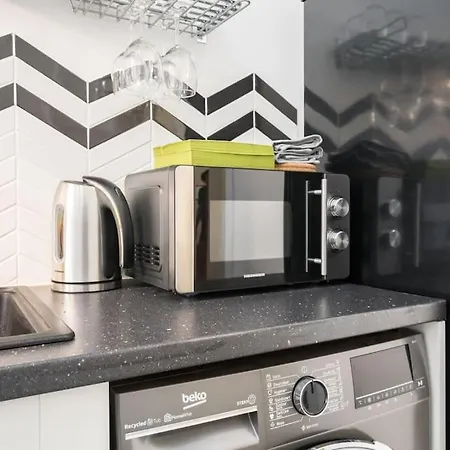 Exquisite Art Deco 2br Prime Location * Βουκουρέστι