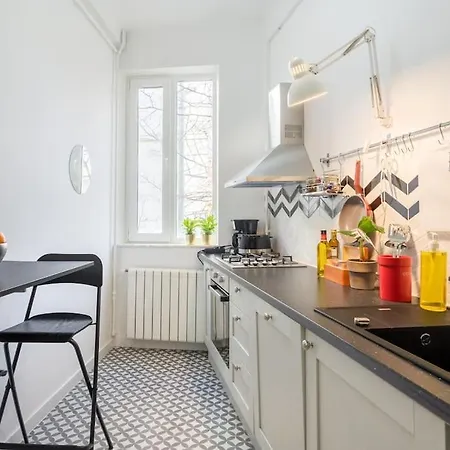 Exquisite Art Deco 2br Prime Location Βουκουρέστι